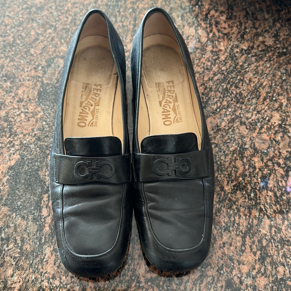 Salvatore Ferragamo Horse bit Comfort Loafers 8 AA